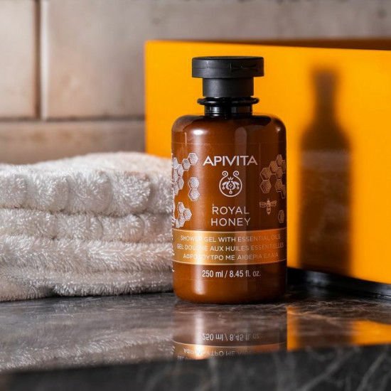 Apivita - Royal Honey Κρεμώδες αφρόλουτρο με αιθέρια έλαια & μέλι - 250ml