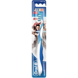 Oral-B - Παιδική Οδοντόβουρτσα Junior Star Wars Soft (6-12 ετών) μπλε χρώμα - 1τμχ